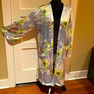 Guess Satin Floral Print Kimono Size XS/S